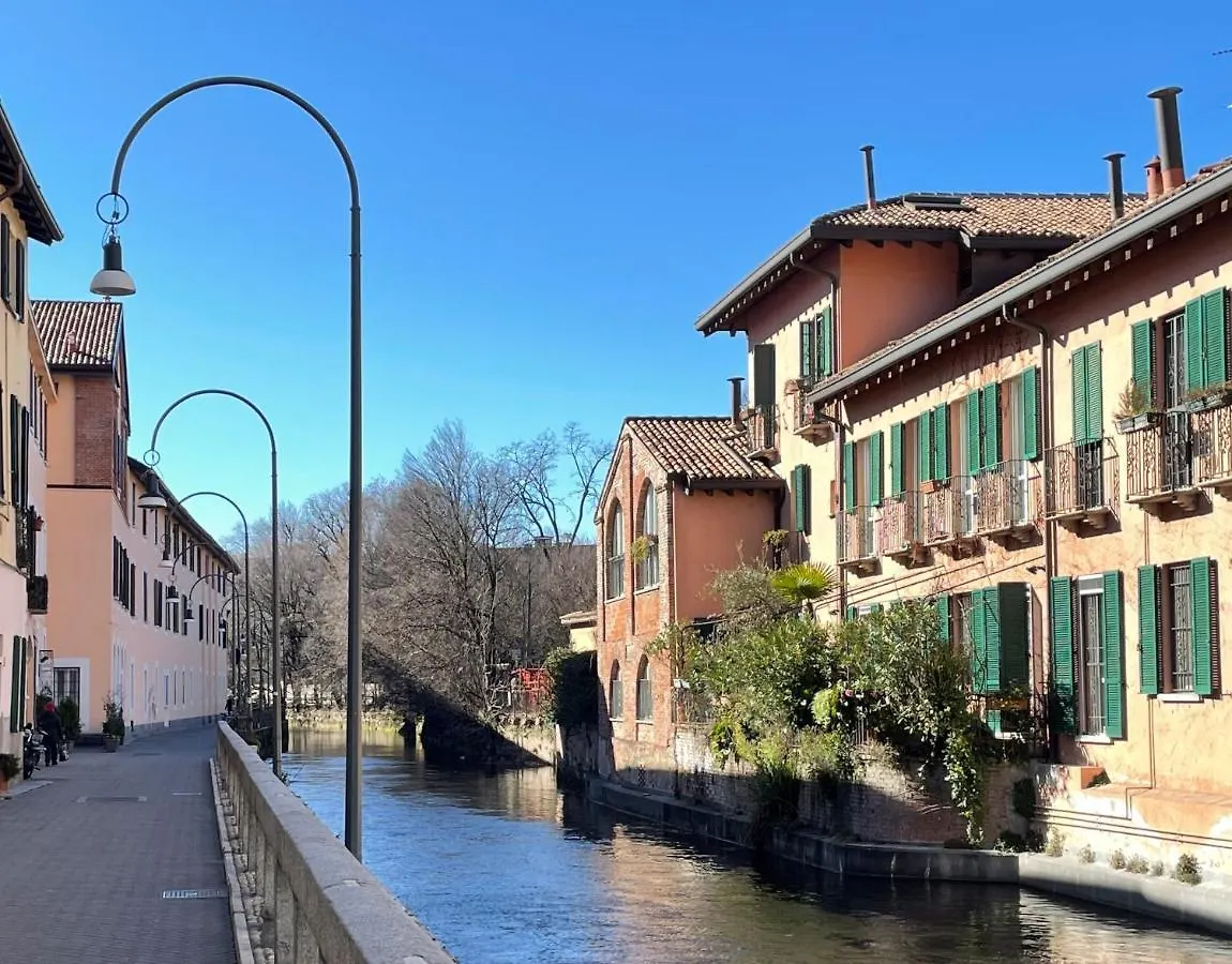Apartment Stayeasy Sesia5 - 4 Bedrooms Penthouse, 2 Baths Milan Italy