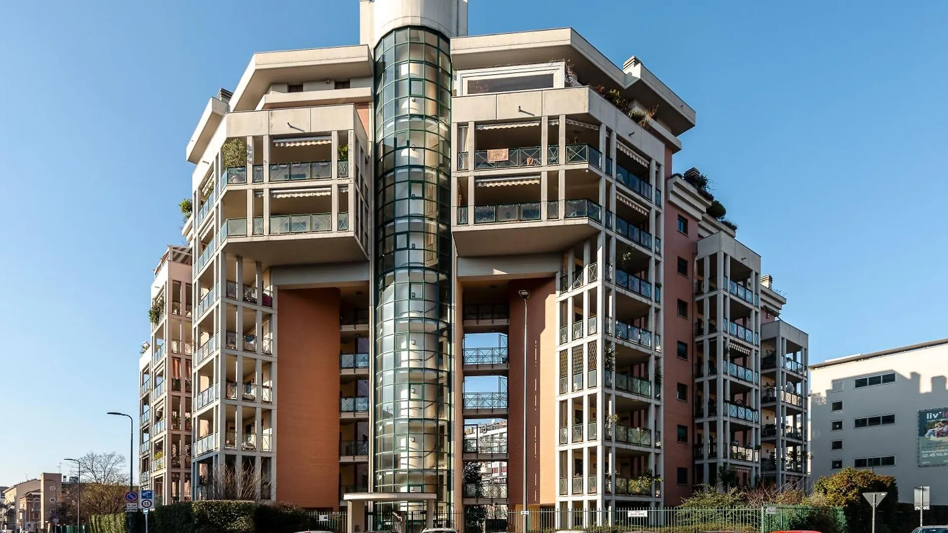 Apartment Stayeasy Sesia5 - 4 Bedrooms Penthouse, 2 Baths Milan